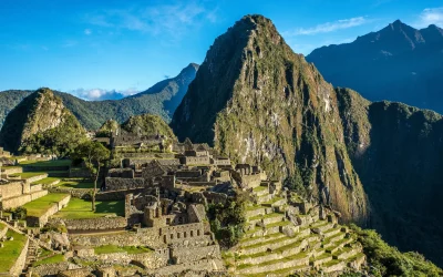 toma-aerea-hermosa-aldea-montana-capturada-machu-picchu-peru-min_11zon